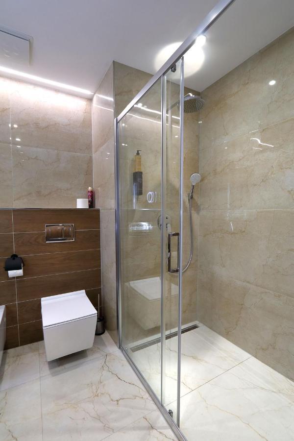 Apartman Gold Akvamarin Бешеньова Екстер'єр фото